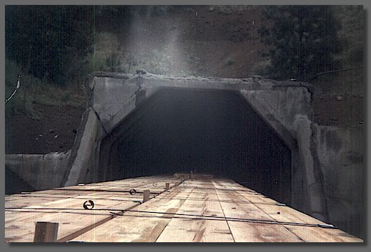 Exiting tunnel - Siskiyou Line