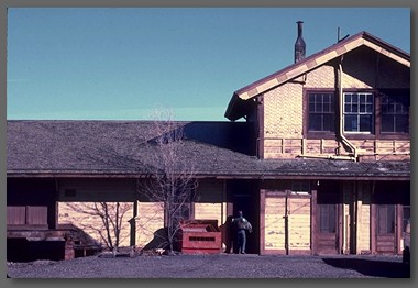 Southern Pacific freight office - Gazelle, CA